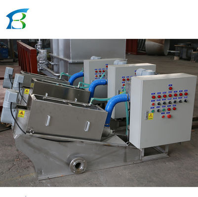 Professionele afvalwaterzuiveringsinstallatie voor kippenmest met slangontwatering