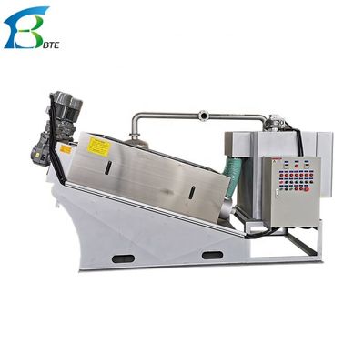 Aanpasbare capaciteit schroefpers-dehydrator voor de behandeling van olieachtig afvalwater 100 kg
